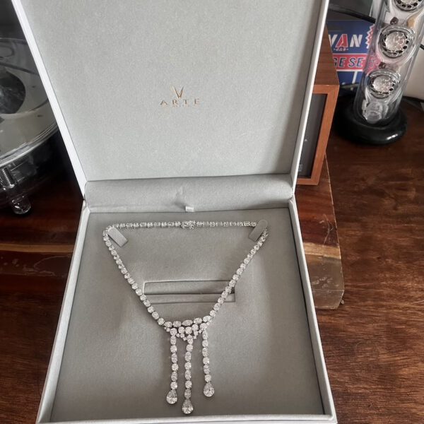 Arte 925 silver rhinestones necklace