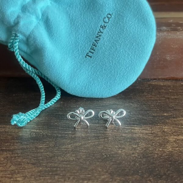 Tiffany & Co 925 silver ribbon earrings
